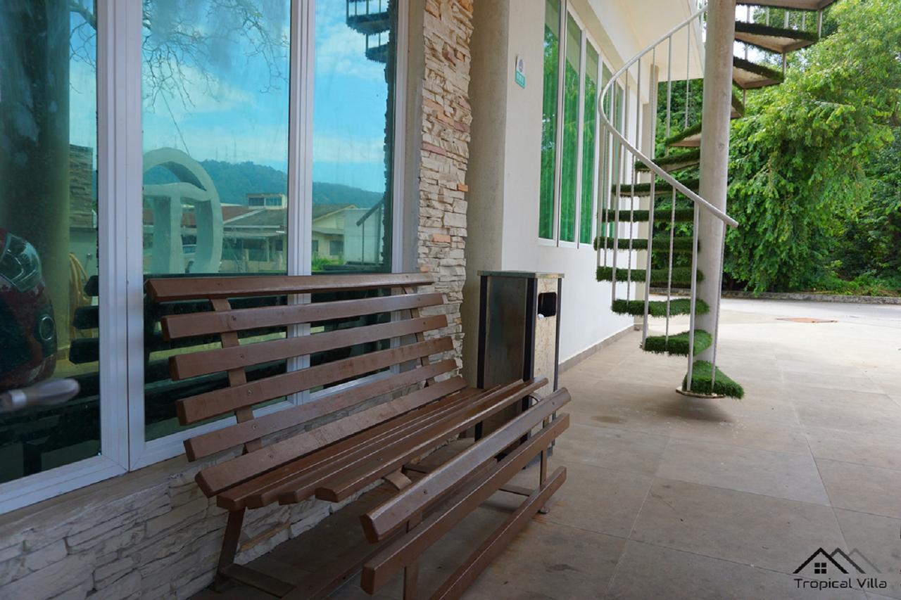 Tropical Villa Kuantan Exteriör bild